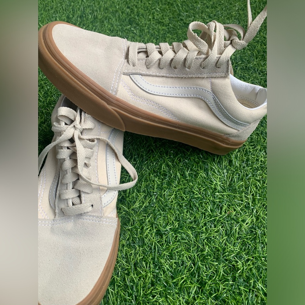 Vans Cream and Brown Sneakers with Gum Sole